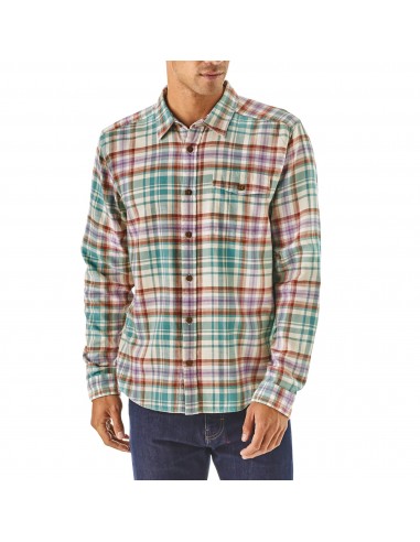 Patagonia Mens Long-Sleeved Lightweight Fjord Flannel Shirt Rootsy Beryl Green Onbody Front