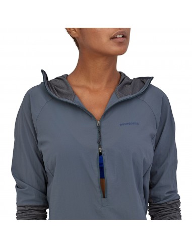 Patagonia Women's Airshed Pro Pullover Plume Grey Onbody Front Zip