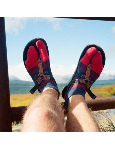 Bedrock Sandals Performance Split-Toe Socks Crimson Lifestyle 1