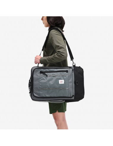 Topo Designs Global Travel Bag 40L Onbody 3