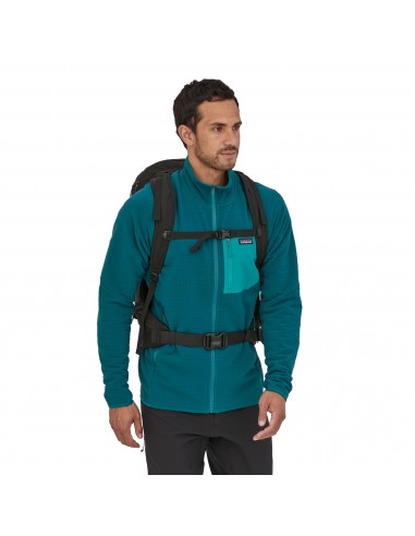 Patagonia SnowDrifter Pack 30L Black Onbody Front