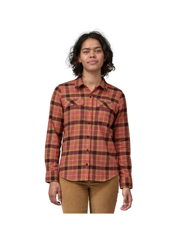 Patagonia Womens Long-Sleeved Organic Cotton Midweight Fjord Flannel Shirt Vista: Burl Red Onbody Front