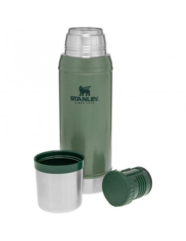 Stanley Legendary Classic Vacuum Insulated Bottle 750ml Green Front 2