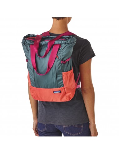 Patagonia Lightweight Travel Tote Pack 22L Onbody